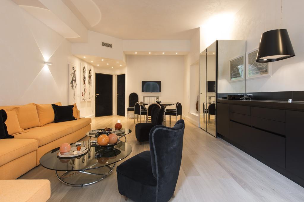 מילאנו Bnbutler - Luxury Apartment - Broletto 39 מראה חיצוני תמונה